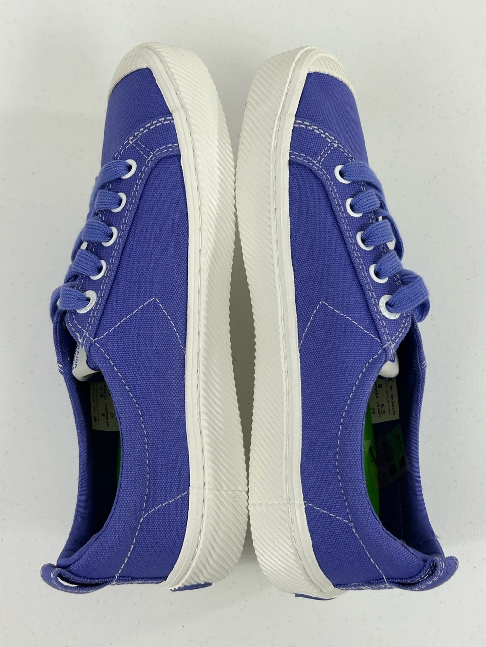 Cariuma Oca Low Pantone Very Peri Low-Top Canvas Sneaker Size 8 NEW - Picture 4 of 10